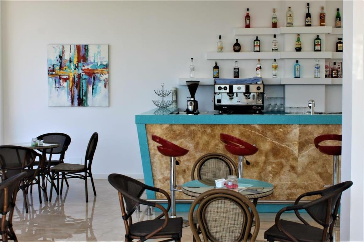 Hotel Orange Dhermi Ngoại thất bức ảnh